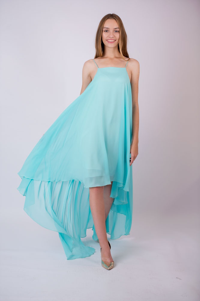 Голубое летящее платье Исса