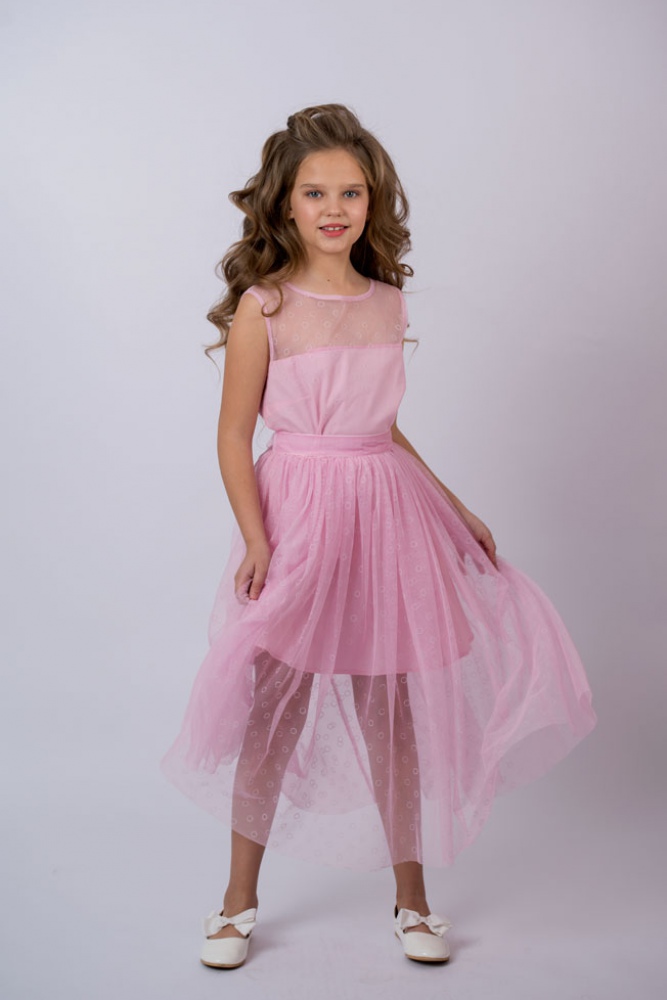 Детское розовое платье в горошек