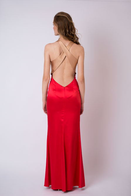 Красное платье с бежевыми вставками